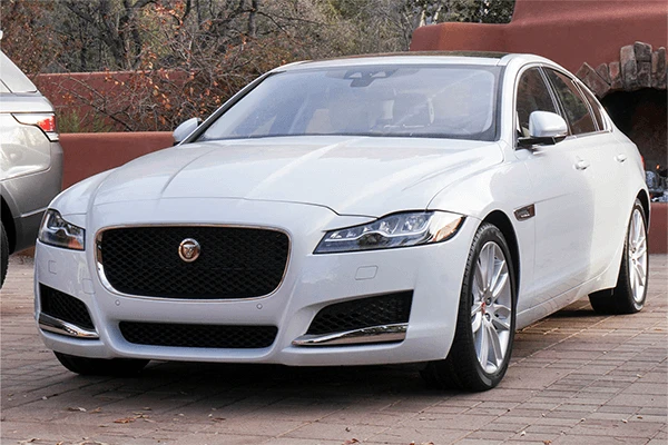 Jaguar XJ